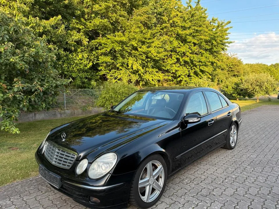 Mercedes-Benz E400