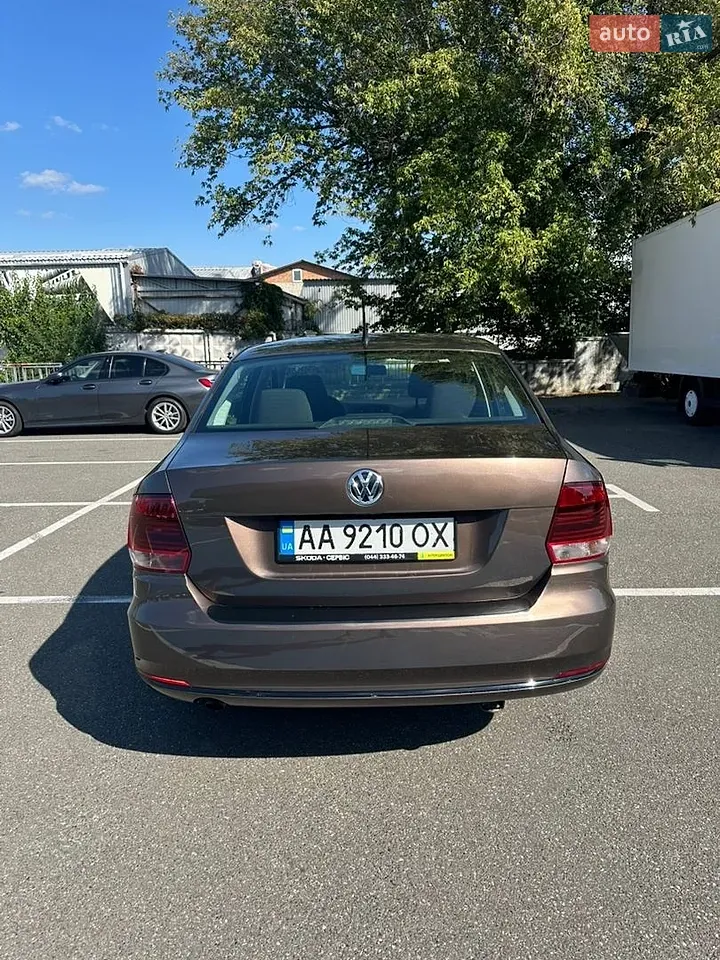Volkswagen Polo 2015 photo 5