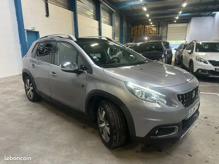 Peugeot 2008 2017 photo 4
