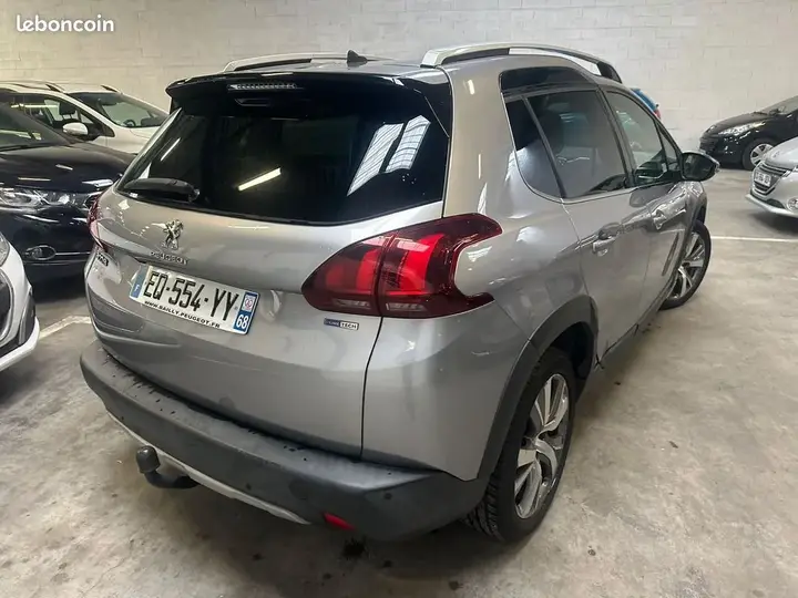 Peugeot 2008 2017 photo 3