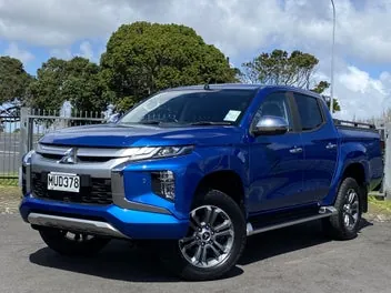 Mitsubishi Triton 2020 photo 2