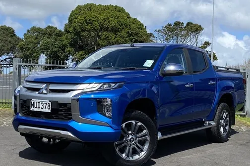 Mitsubishi Triton