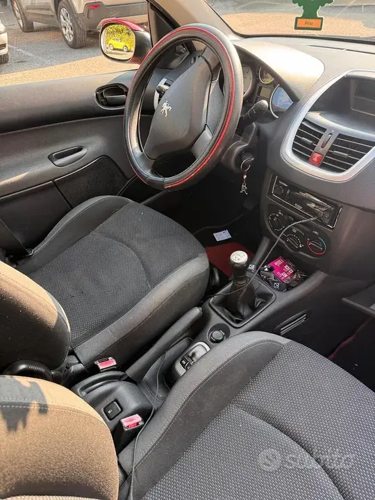 Peugeot 206 2009 photo 5