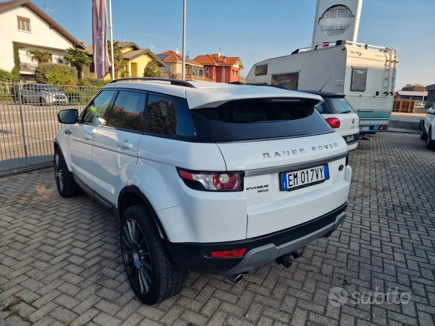 Land Rover Range Rover Evoque 2012 photo 2