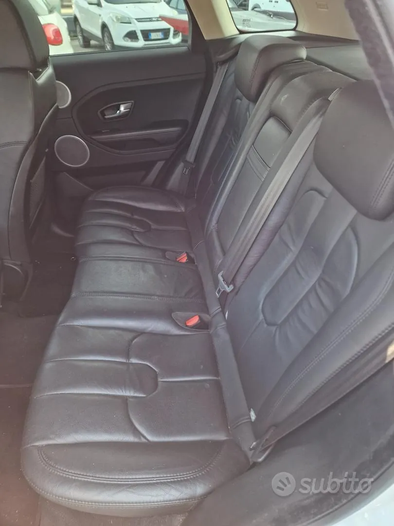 Land Rover Range Rover Evoque 2012 photo 5