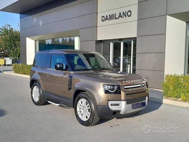 Land Rover Defender 2025 photo 3