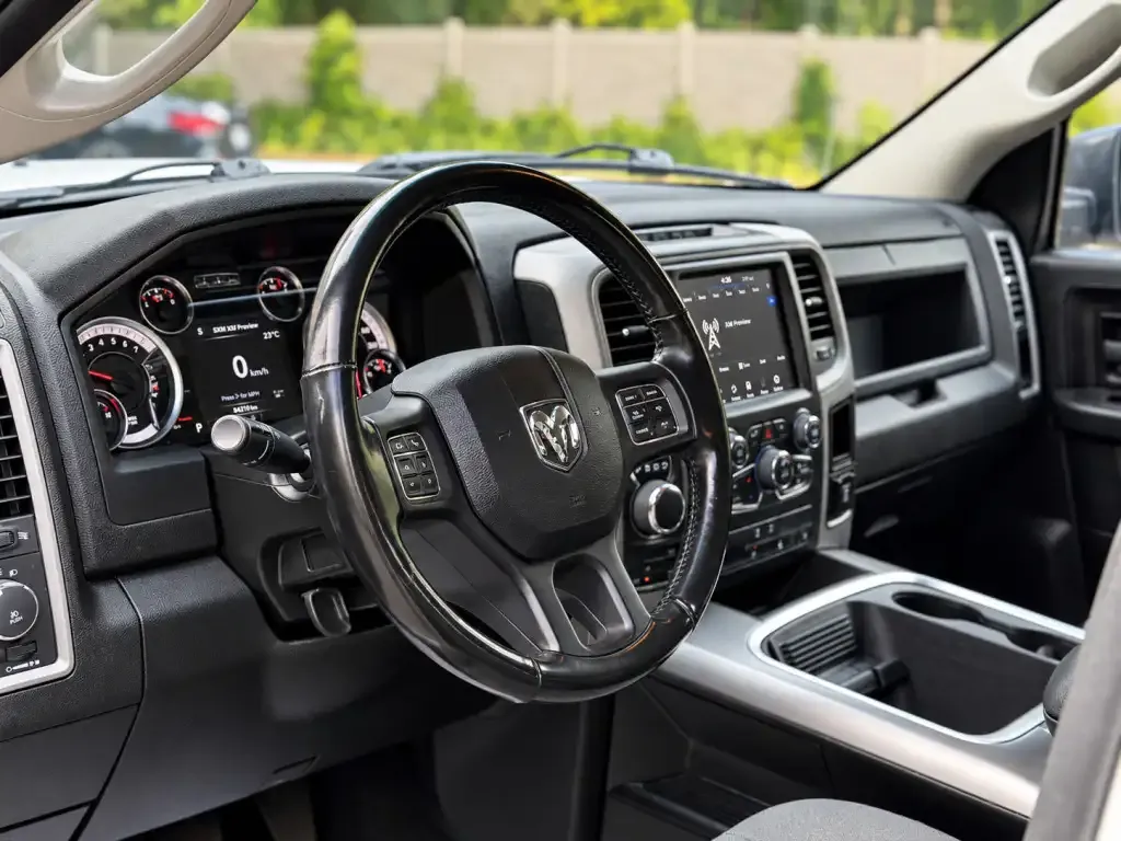 Ram 1500 2021 photo 3
