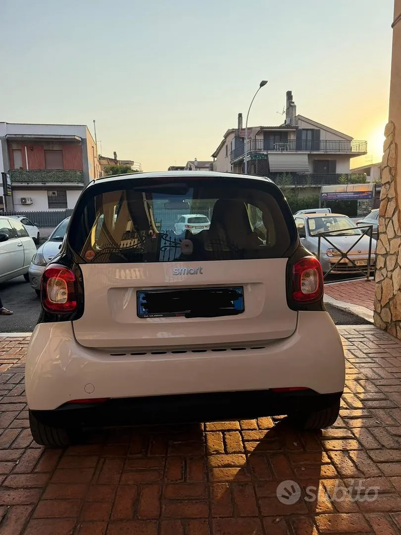 Smart Fortwo 2017 photo 3