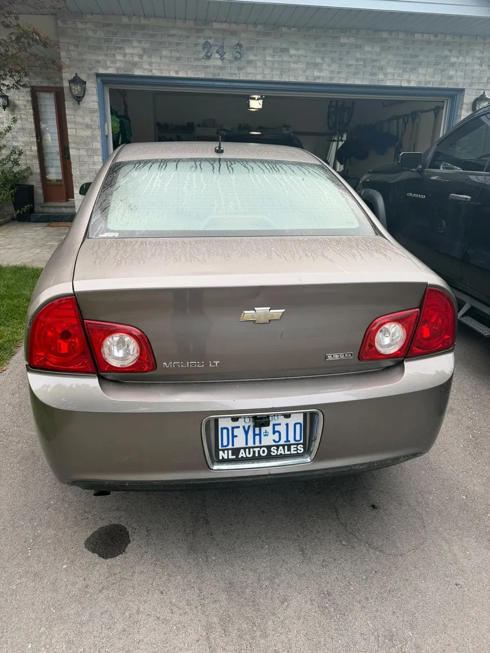 Chevrolet Malibu 2011 photo 2