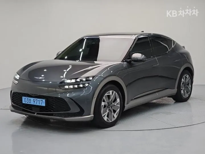 Genesis Gv60