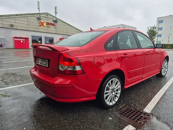 Volvo S40 2004 photo 4