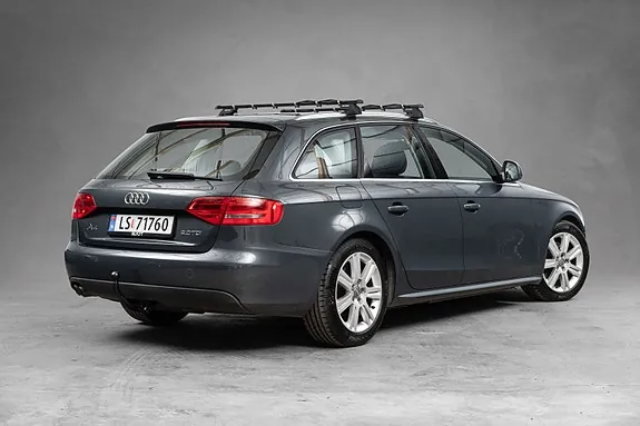 Audi A4 2009 photo 3
