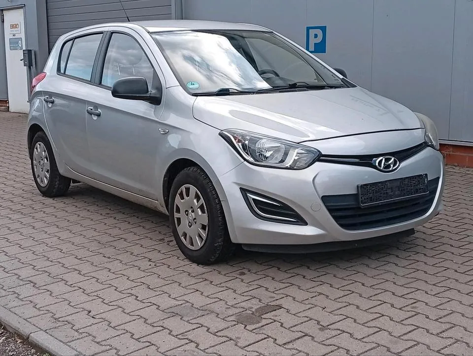 Hyundai I20
