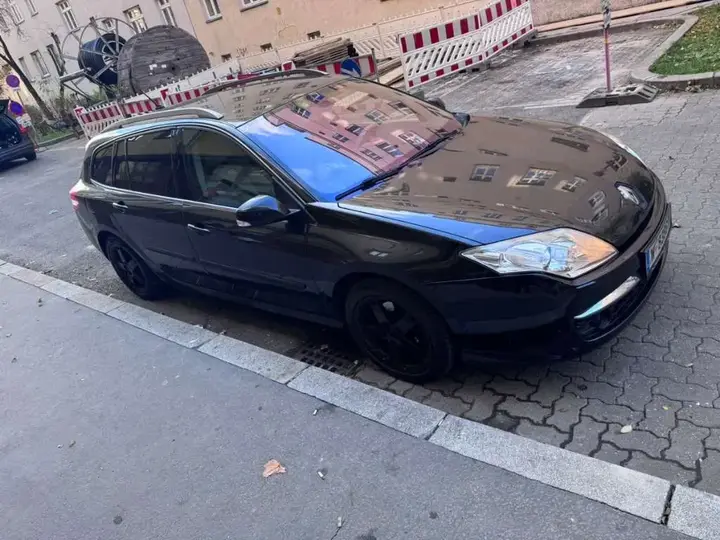Renault Laguna 2008 photo 2
