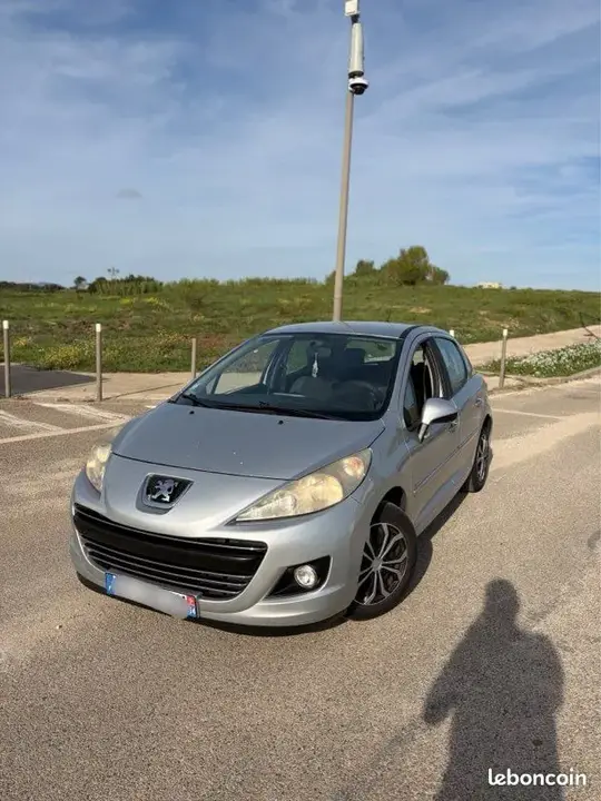 Peugeot 207