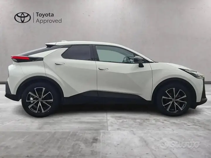 Toyota C-Hr 2024 photo 4
