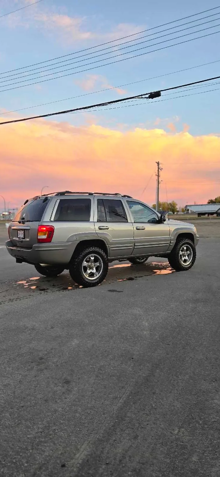 Jeep Grand Cherokee 2000 photo 3