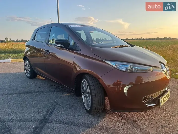 Renault Zoe 2014 photo 2