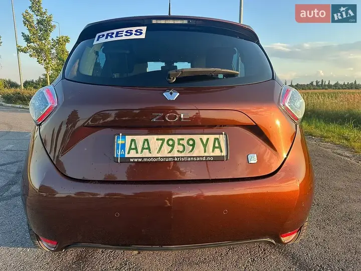 Renault Zoe 2014 photo 4