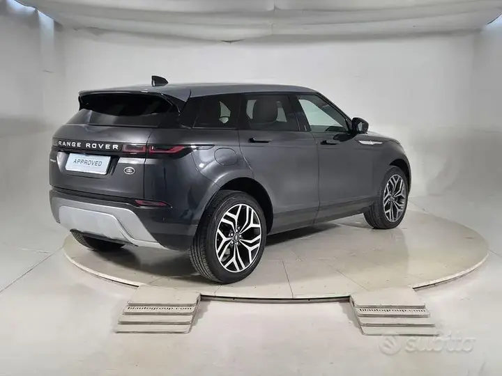 Land Rover Range Rover Evoque 2021 photo 2