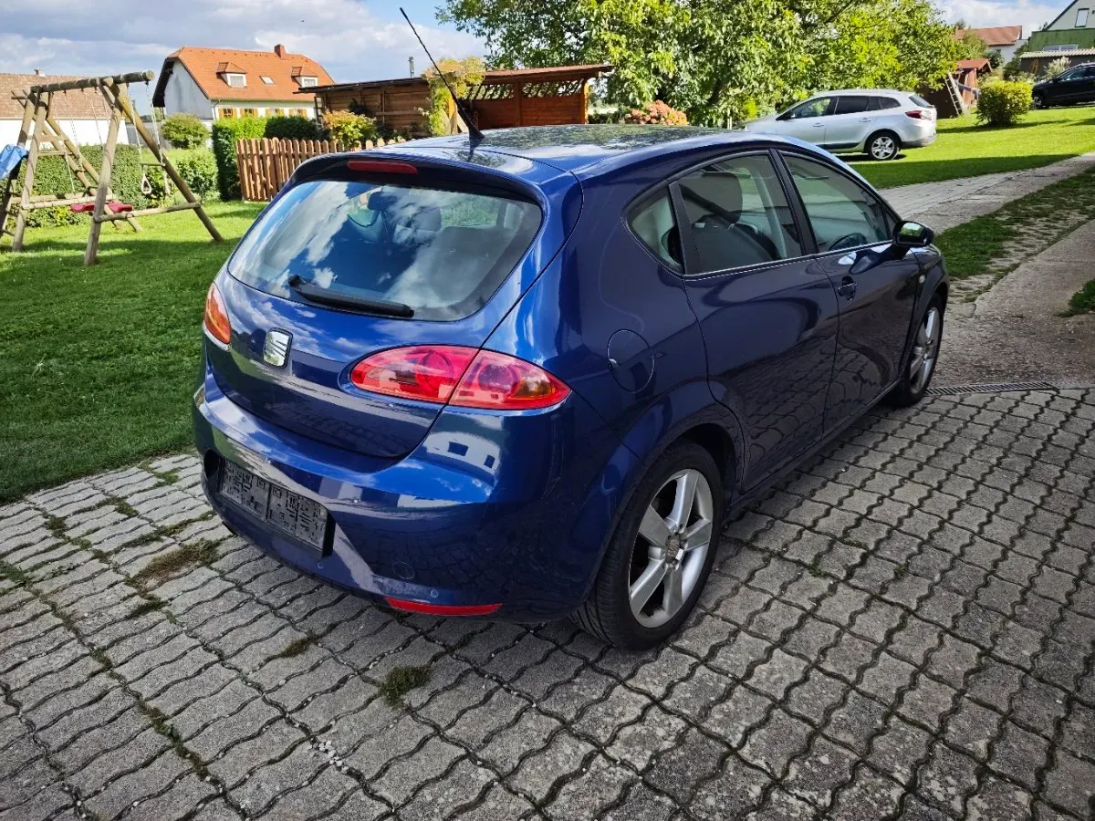Seat Leon 2006 photo 3