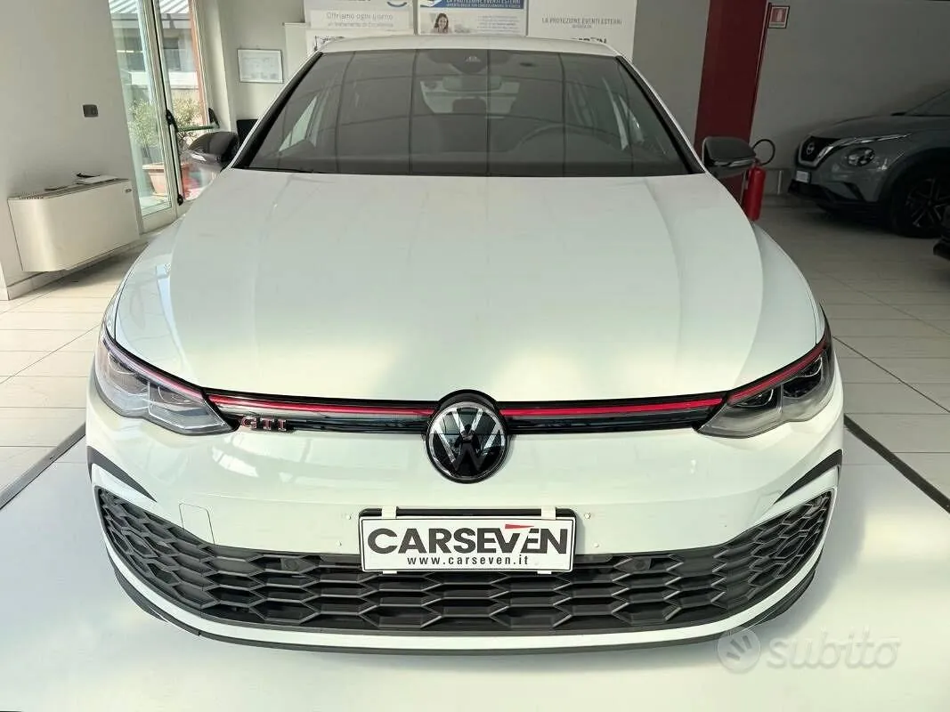 Volkswagen Golf 2020 photo 2