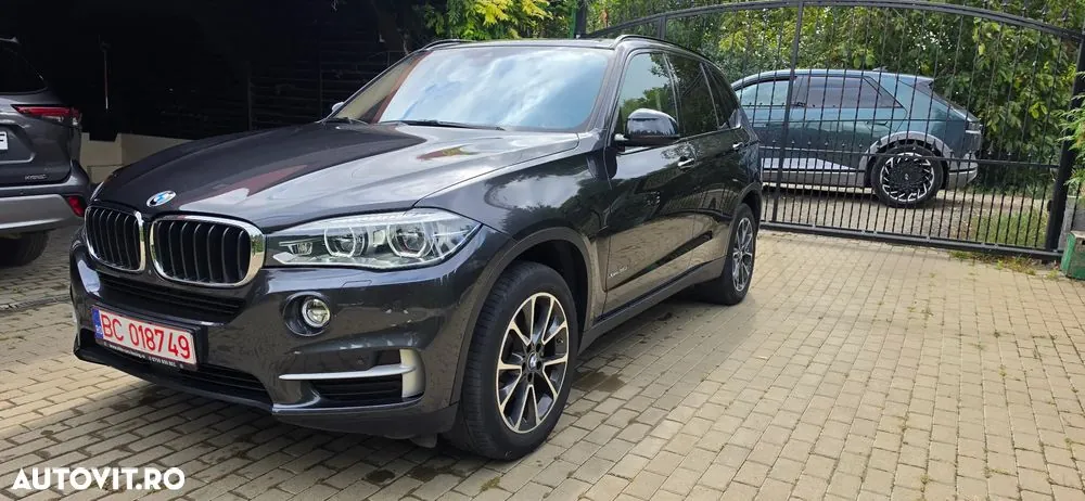 BMW X5 2017 photo 2