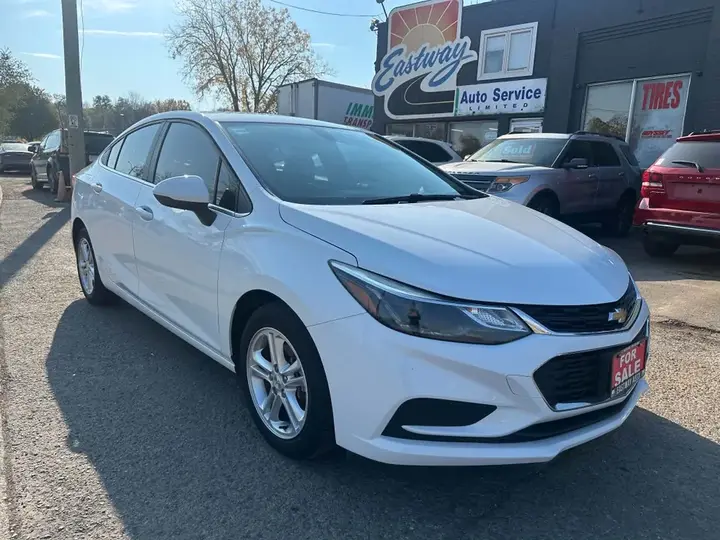 Chevrolet Cruze 2017 photo 3