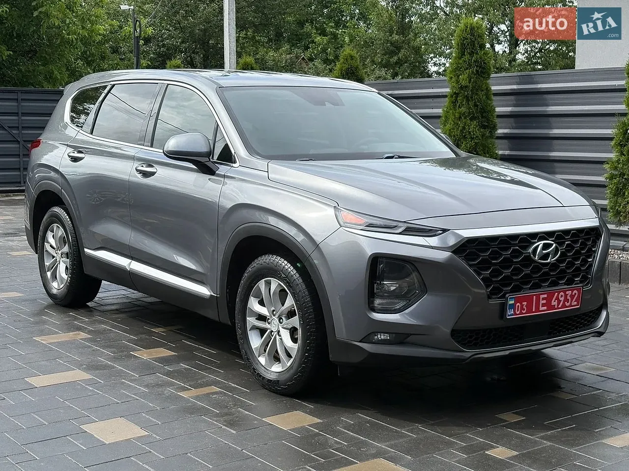 Hyundai Santa Fe 2019 photo 2