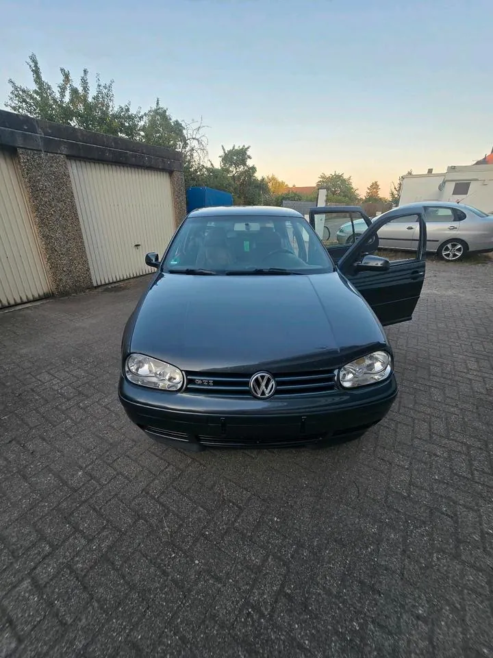 Volkswagen Golf 4
