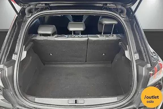 Peugeot E-208 2023 photo 5