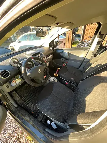 Peugeot 107 2012 photo 5