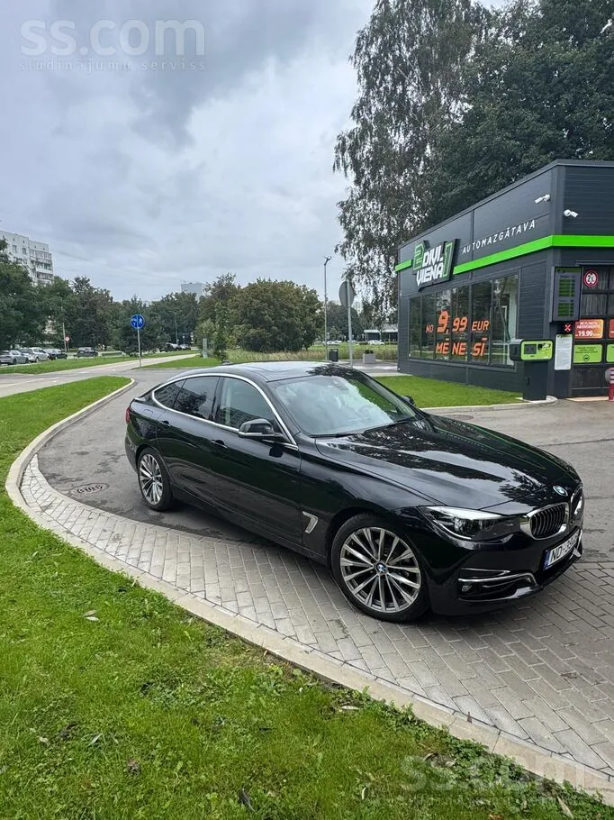 BMW 320I 2020 photo 5