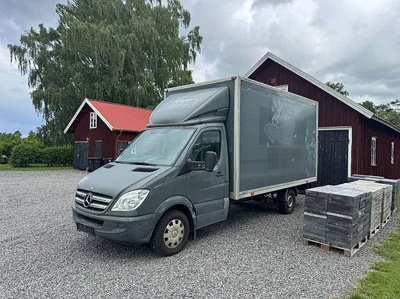 Mercedes-Benz Sprinter 208