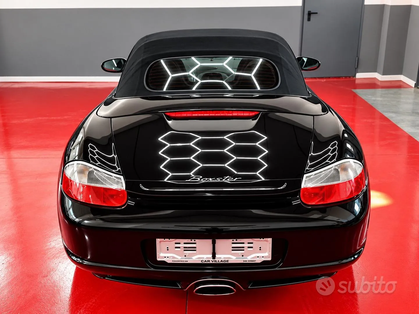 Porsche Boxster 2002 photo 2