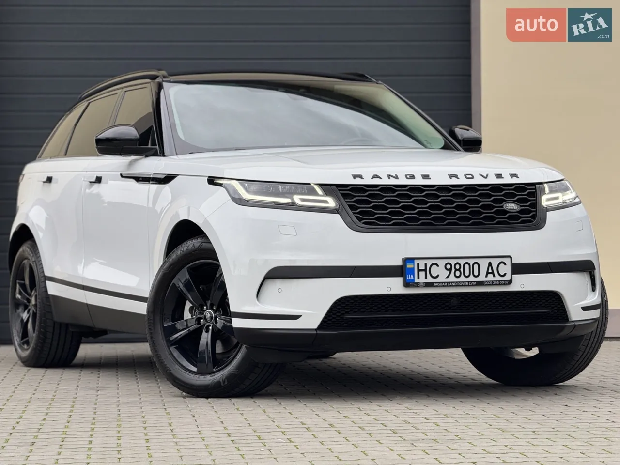 Land Rover Range Rover Velar 2018 photo 2