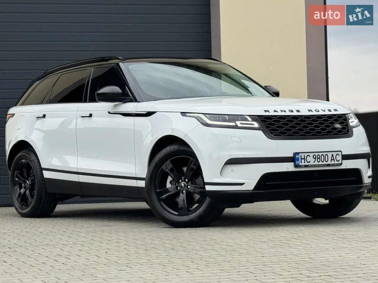 Land Rover Range Rover Velar 2018 photo 4