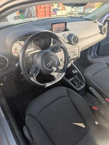 Audi A1 2015 photo 2