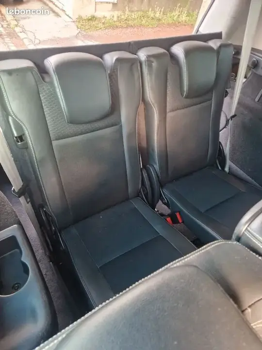 Renault Grand Scenic 2015 photo 5