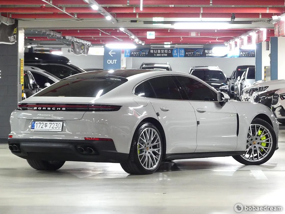 Porsche Panamera 2025 photo 3
