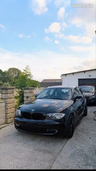 BMW 1 Series 2008 photo 2