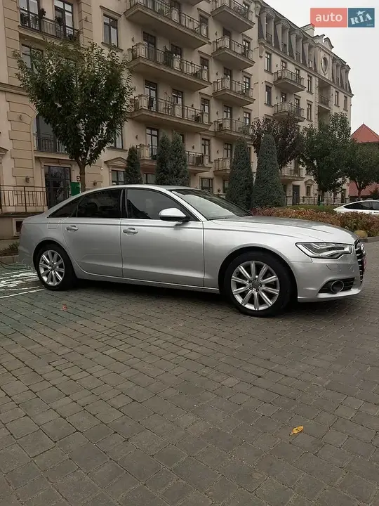 Audi A6 2014 photo 2
