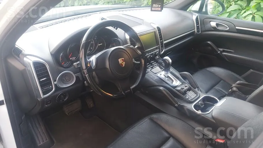 Porsche Cayenne 2011 photo 5