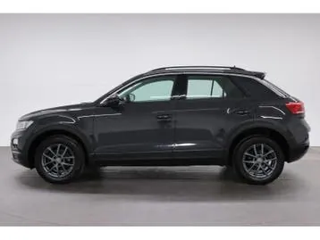 Volkswagen T-Roc 2021 photo 2