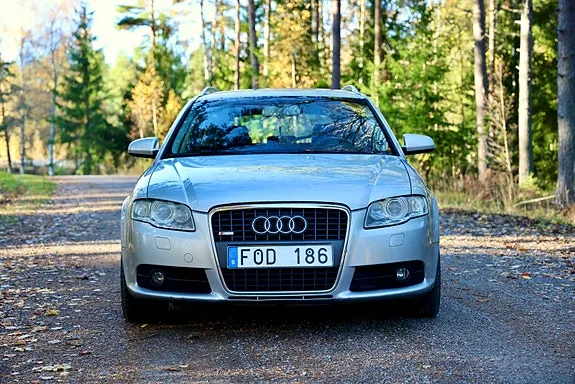 Audi A4 2008 photo 3