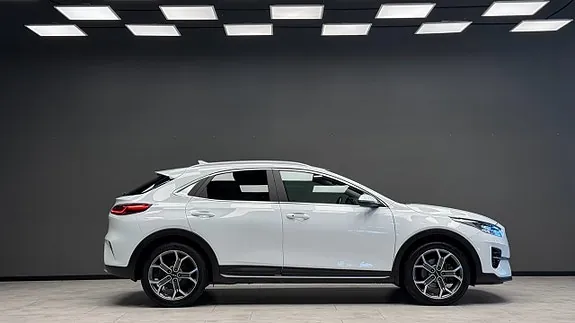 Kia Xceed 2022 photo 4