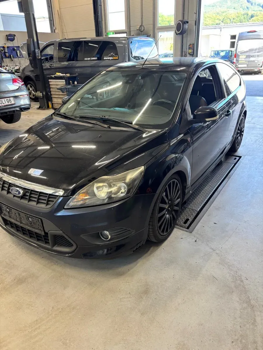Ford Focus 2008 photo 2