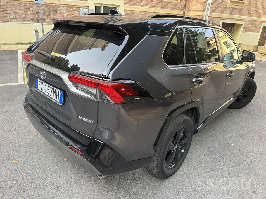 Toyota Rav4 2019 photo 5