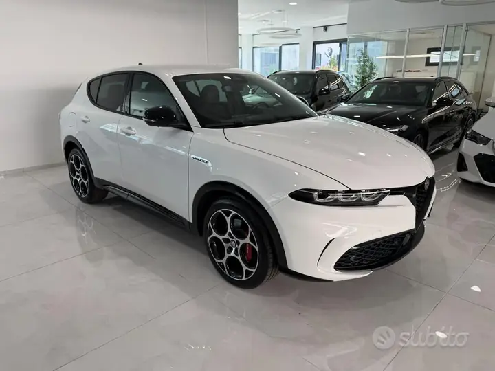 Alfa Romeo Tonale 2024 photo 2