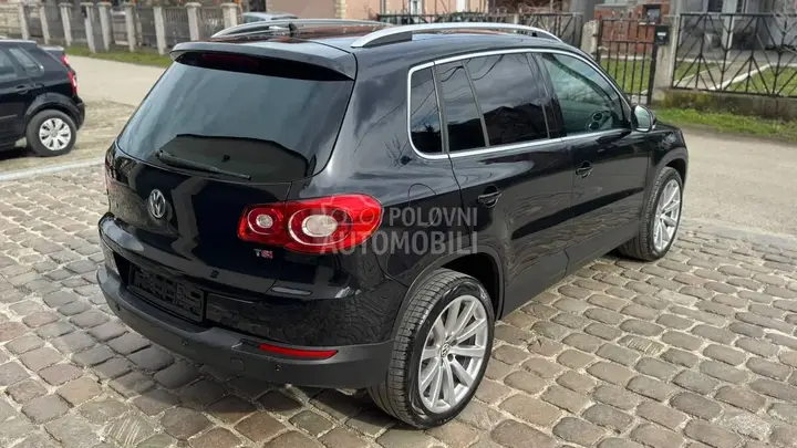 Volkswagen Tiguan 2009 photo 4